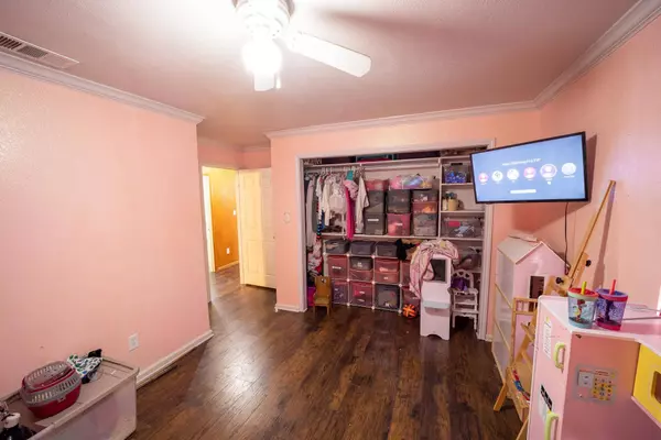 236 Circle Drive, Point, TX 75472