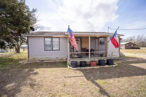544 Smith Circle, Point, TX 75472