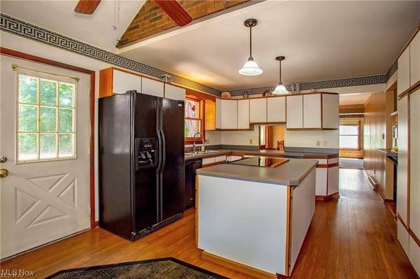 67119 Friends Church Road, St. Clairsville, OH 43950