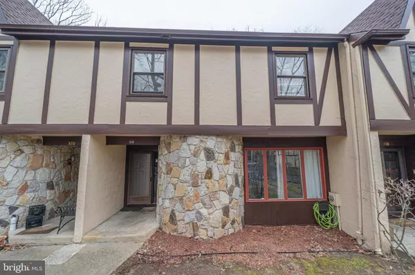 319 BYRON CT, Sicklerville, NJ 08081