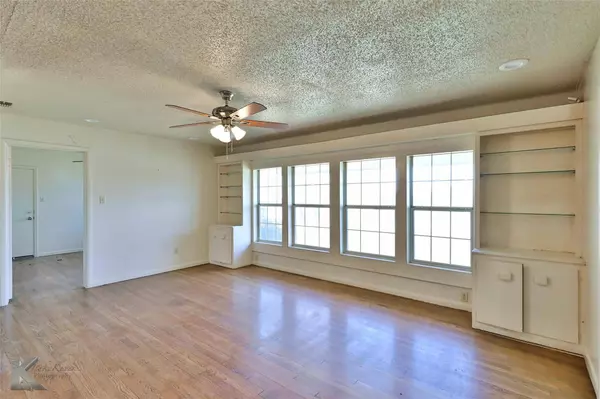 1826 Sayles, Abilene, TX 79605