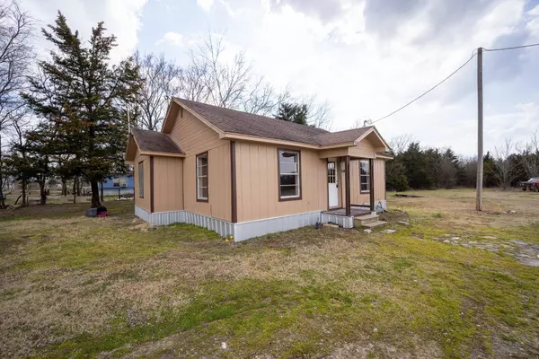 514 S Hwy 69, Point, TX 75472