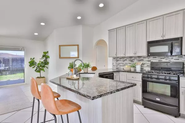 452 Filbert ST, El Cajon, CA 92020