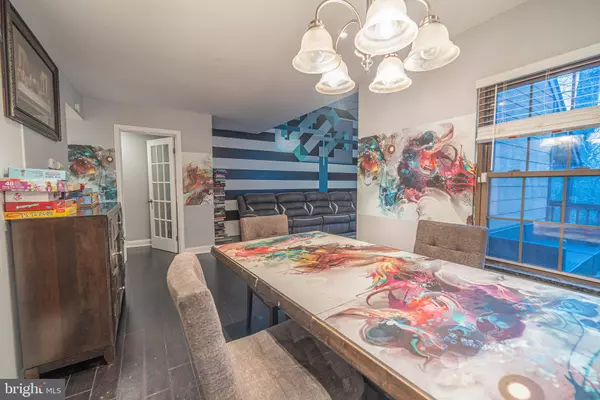 319 BYRON CT, Sicklerville, NJ 08081