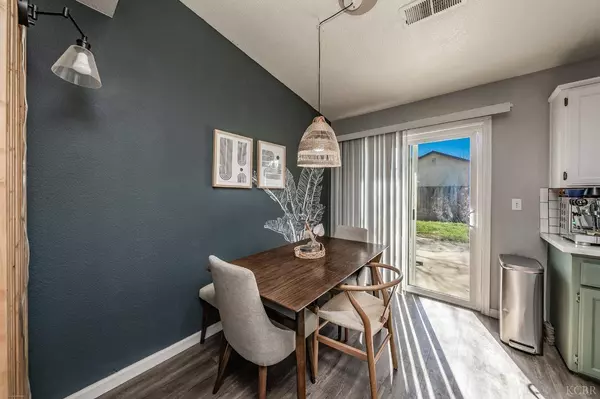 879 Pasteur Street, Hanford, CA 93230