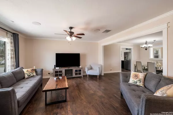 1039 Seidel St, New Braunfels, TX 78130