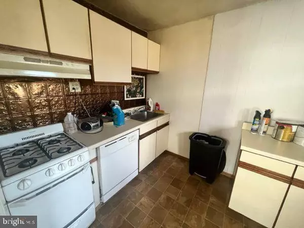 521 TATUM ST, Woodbury, NJ 08096