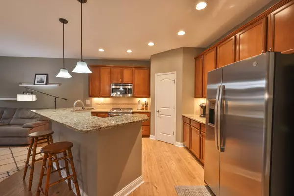 9693 Brook Wood DR, Mccordsville, IN 46055