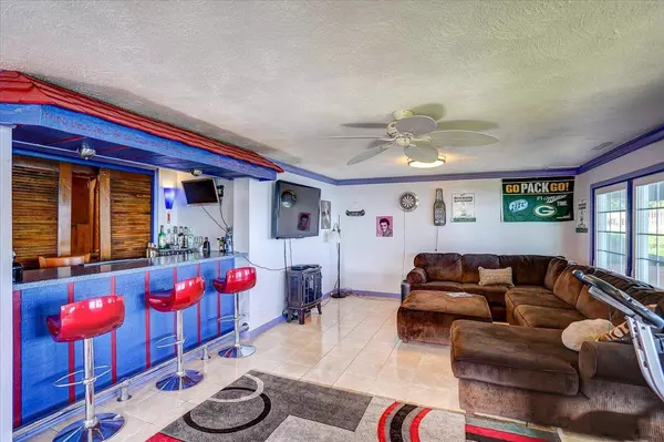 3208 Aalseth Ln, Dunn, WI 53589