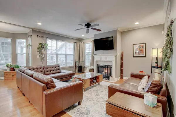 5929 Aldridge DR, Whitestown, IN 46075