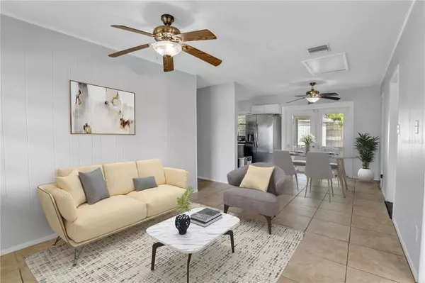 5111 KEMPSTON DR, Orlando, FL 32812