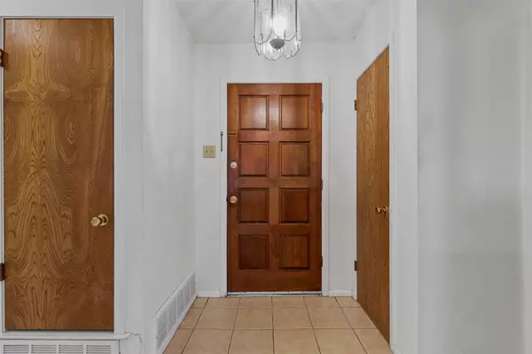 801 Springdale Road, Bedford, TX 76021