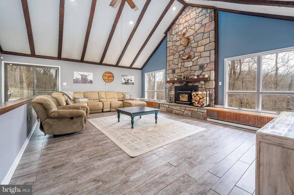 1178 FAIRVIEW DR, Reading, PA 19605