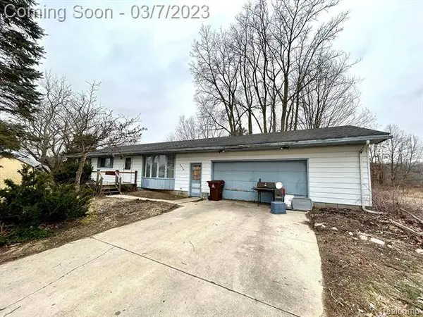 5436 WILLIAMSTON Road, Stockbridge, MI 49285