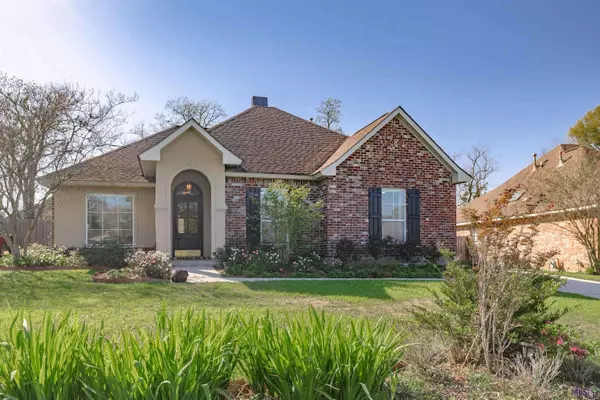 18242 LAKE MYRTLE DR, Baton Rouge, LA 70817