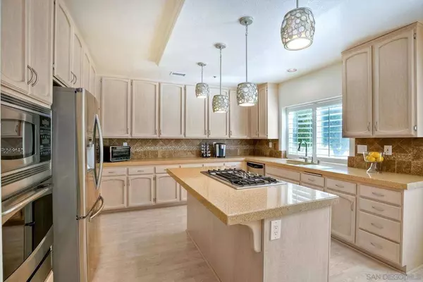 3101 Jamacha View Dr, El Cajon, CA 92019