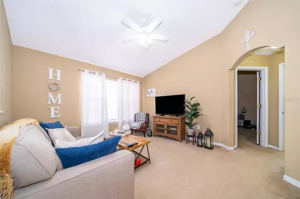 822 GRAND REGENCY POINTE #201, Altamonte Springs, FL 32714