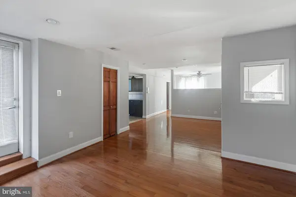 1749 S 4TH ST, Philadelphia, PA 19148