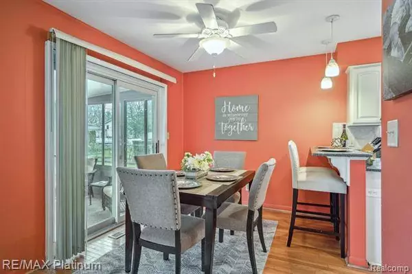 14100 YALE Street, Livonia, MI 48154