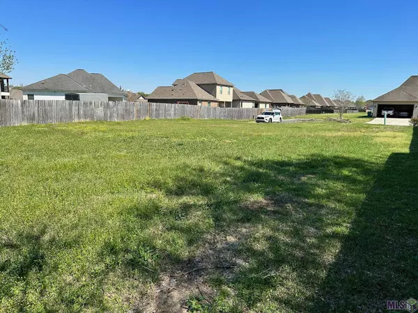 7259 LANDRY DR, Zachary, LA 70791