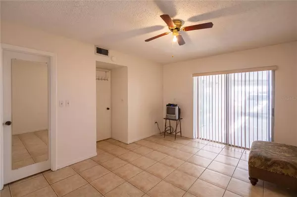 5400 LARCHMONT CT N, Pinellas Park, FL 33782