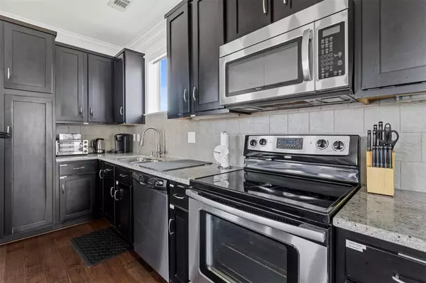 302 Slaughter Avenue, Dallas, TX 75214