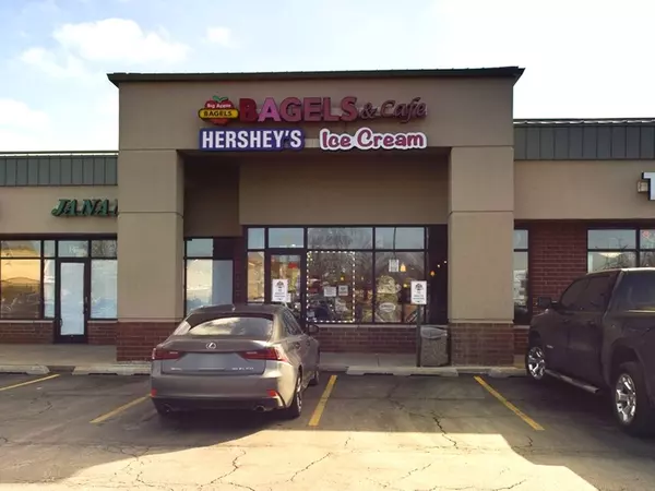 3075 Book Road #151, Naperville, IL 60564