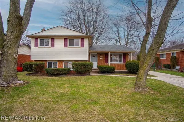 14100 YALE Street, Livonia, MI 48154