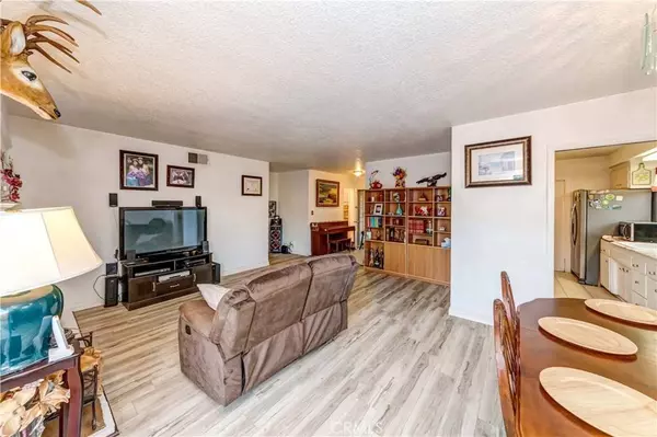 1484 W West AVE, Fullerton, CA 92833