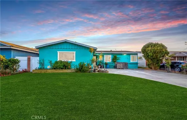 1484 W West AVE, Fullerton, CA 92833