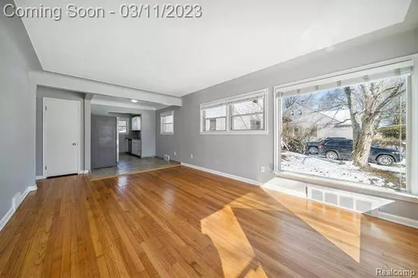 1624 W 11 MILE Road, Berkley, MI 48072