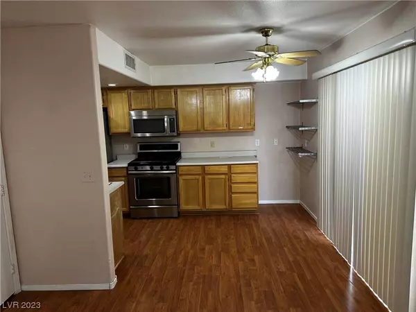 796 Dobosh Avenue, Las Vegas, NV 89123