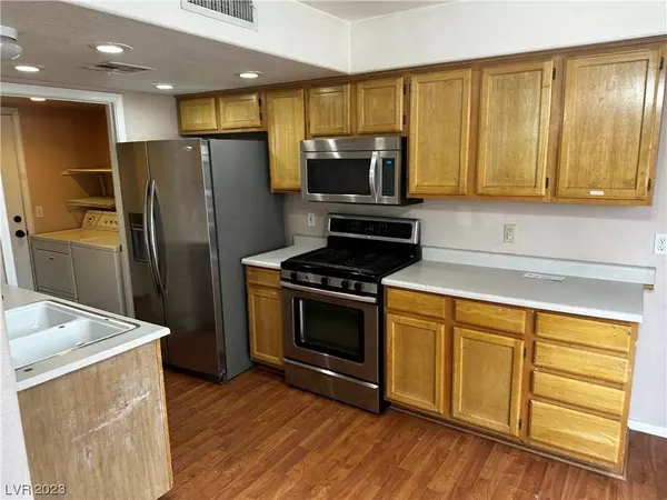 796 Dobosh Avenue, Las Vegas, NV 89123