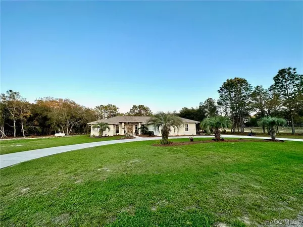 4833 N Perry DR, Beverly Hills, FL 34465