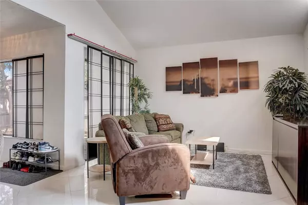 1881 N HERCULES AVE #11, Clearwater, FL 33765