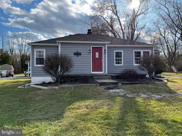 116 W CHERRY RD, Quakertown, PA 18951