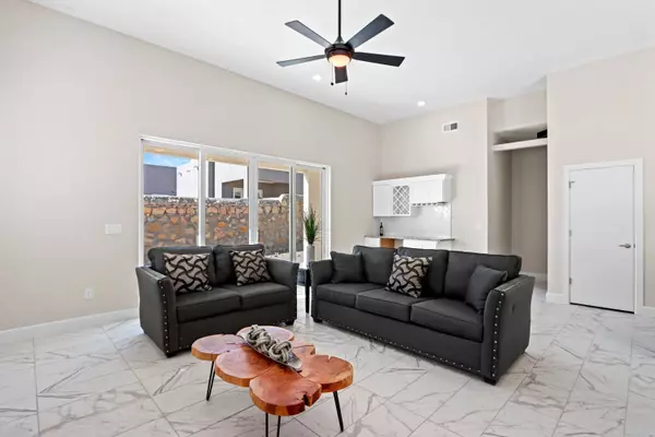 249 Hunstanton Street, El Paso, TX 79928