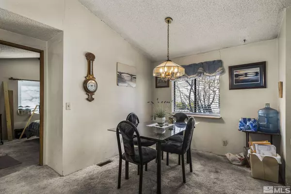 2750 Daffodil Way, Reno, NV 89512-1646