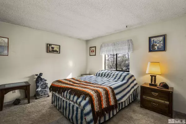 2750 Daffodil Way, Reno, NV 89512-1646