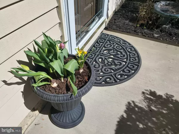 131-A ARDEN CT, Mount Laurel, NJ 08054