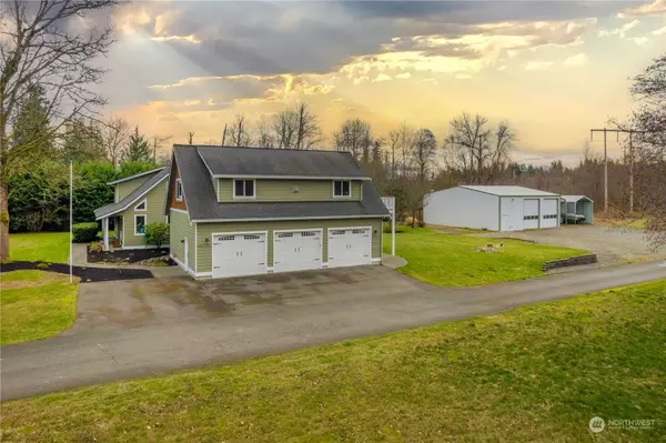 1912 210th AVE E, Lake Tapps, WA 98391