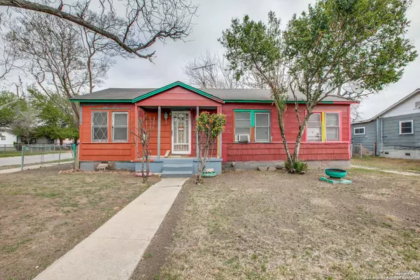 245 ROSS AVE, San Antonio, TX 78225-2155