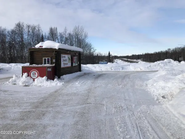 31044 Parks HWY, Willow, AK 99688