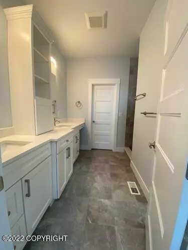 1281 W Valley Ridge DR, Wasilla, AK 99654