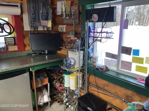 31044 Parks HWY, Willow, AK 99688