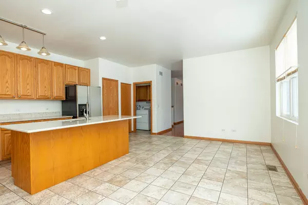 1268 Park Place CT #1268, Crest Hill, IL 60403