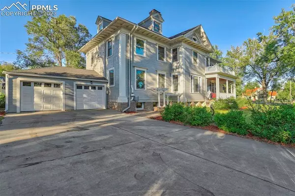 1404 N Nevada AVE, Colorado Springs, CO 80907