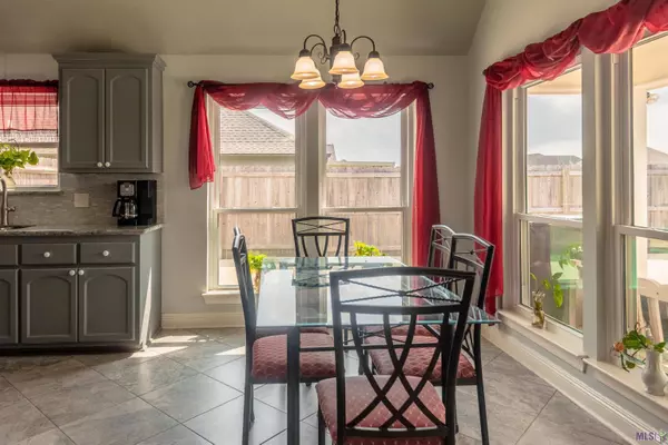 41447 WATERSTONE AVE, Prairieville, LA 70769