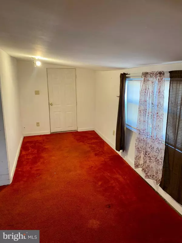 4856 KINGS HWY, Colonial Beach, VA 22443