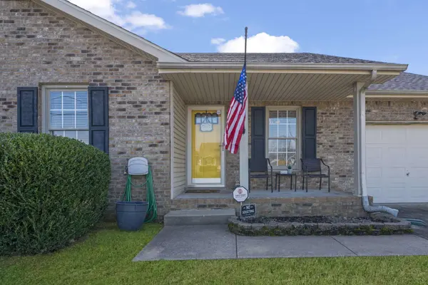 3254 S Senseney Cir, Clarksville, TN 37042